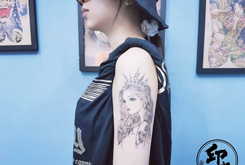 小女孩纹身图片_手臂纹身图案