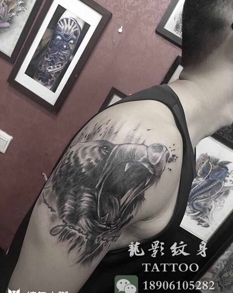 大熊纹身图片