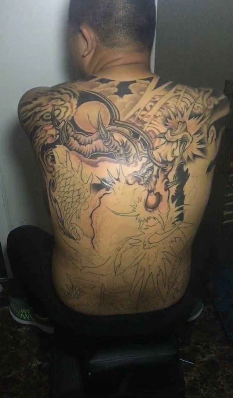 苍龙继续纹身图片