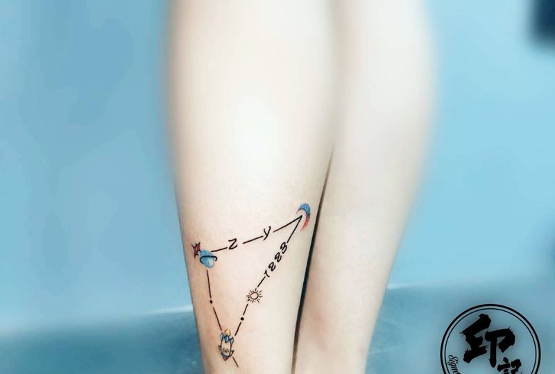 星座小清新纹身图片_腿部纹身图案