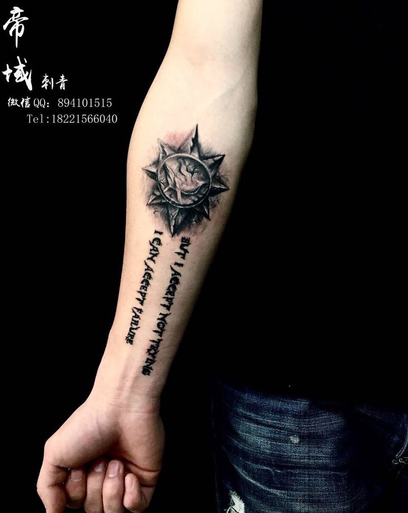 指南针纹身图片