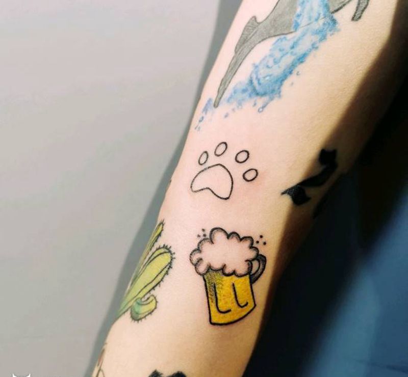 酒纹身图片_手臂纹身图案