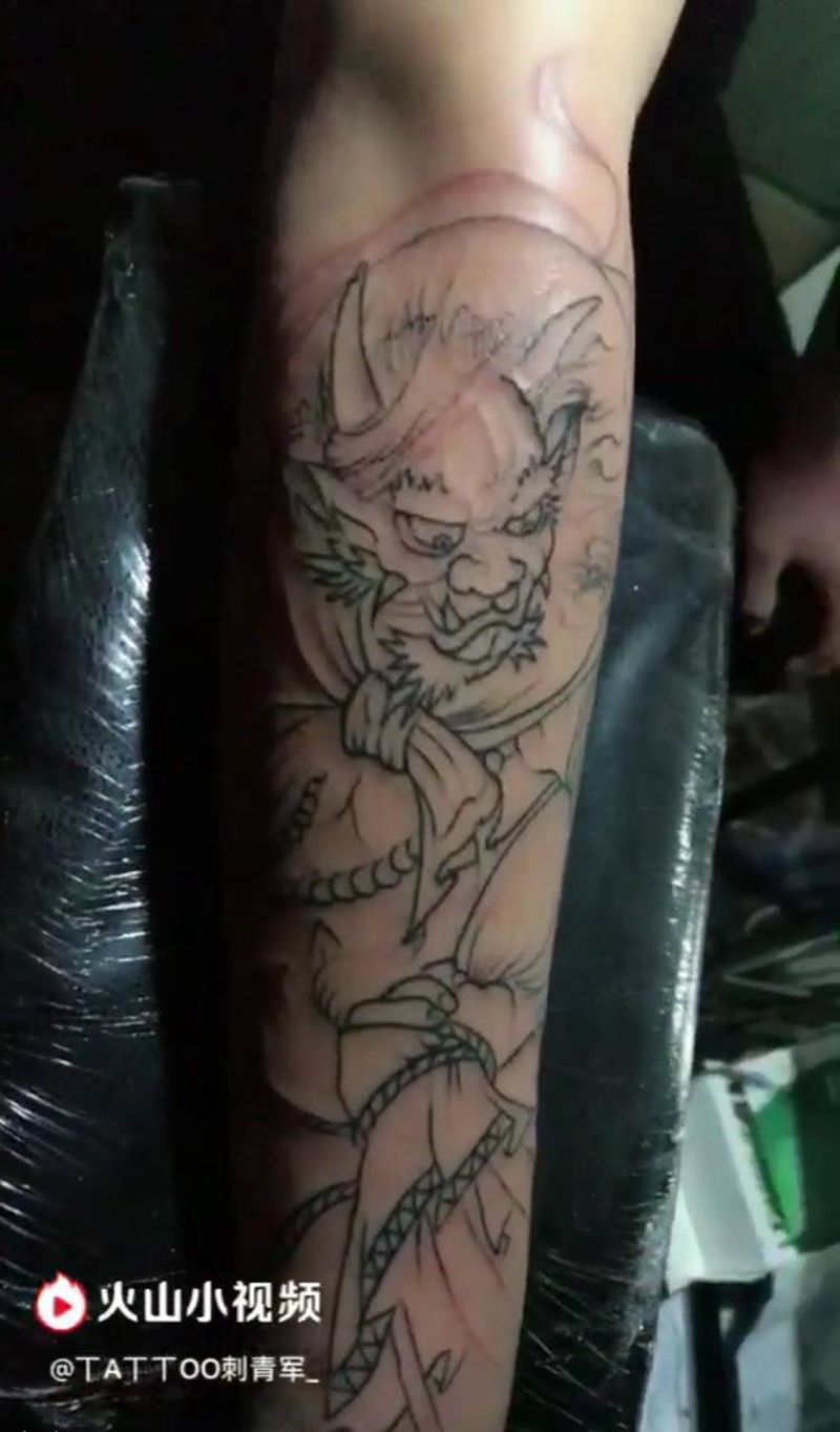 小臂风神纹身图片