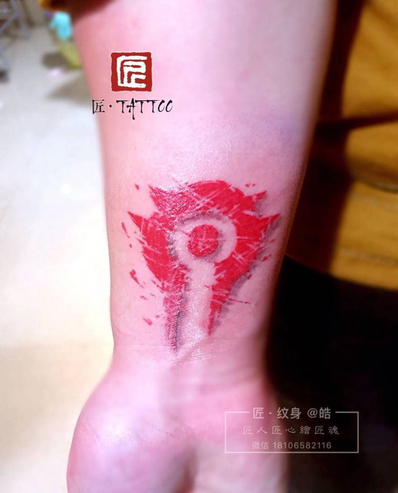 魔獸部落logo纹身图片_成品手臂欧美几何图腾纹身图案