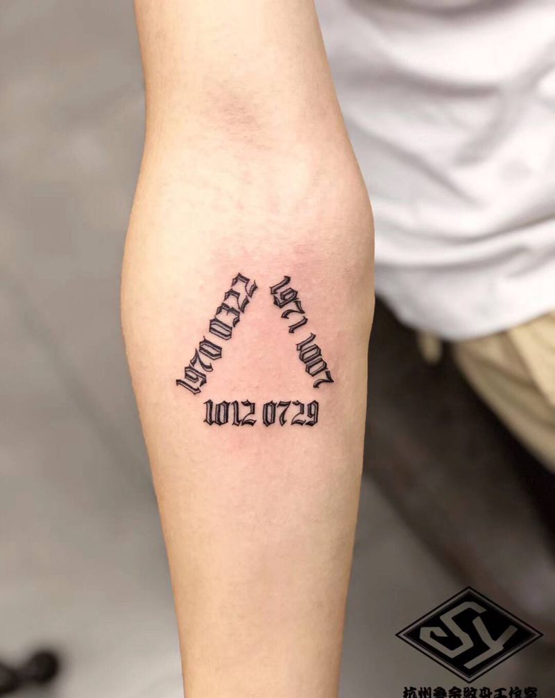 数字纹身图片_手臂纹身图案