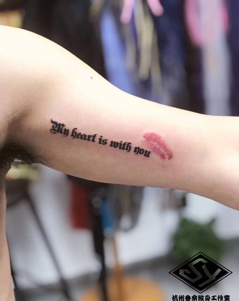 字母纹身图片_手臂纹身图案