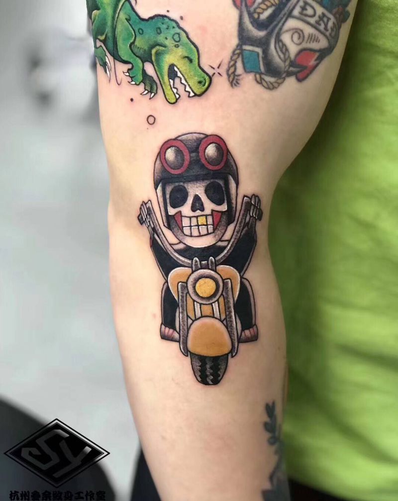 花臂拼接开始纹身图片_手臂手部纹身图案