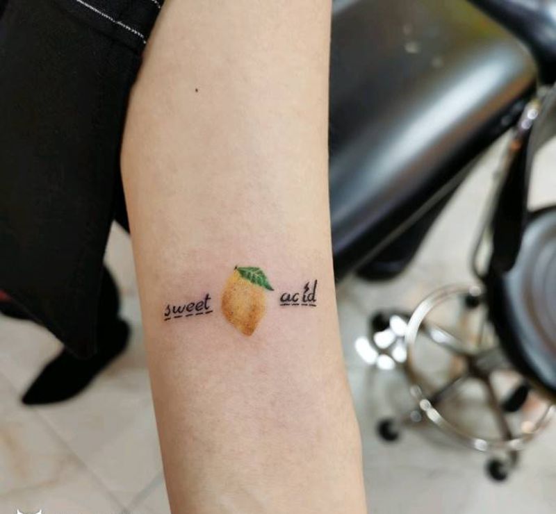 小清新纹身图片_手部水彩小清新纹身图案