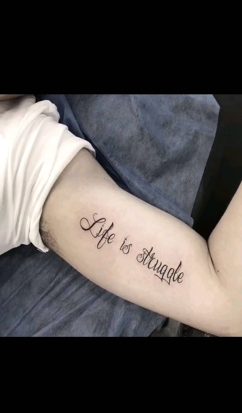 柔美英文字体纹身图片_手臂小清新纹身图案