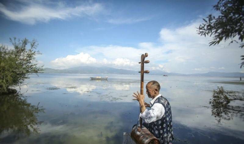 好友聚会 在大理桃源纹身图片
