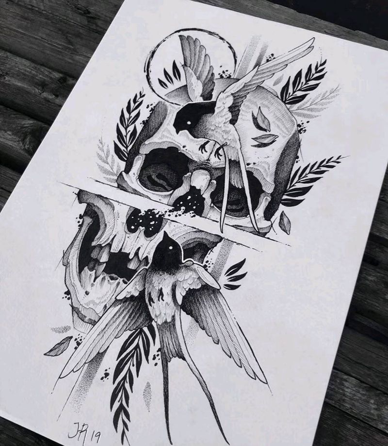 骷髅手稿纹身图片_手臂背部欧美写实纹身图案