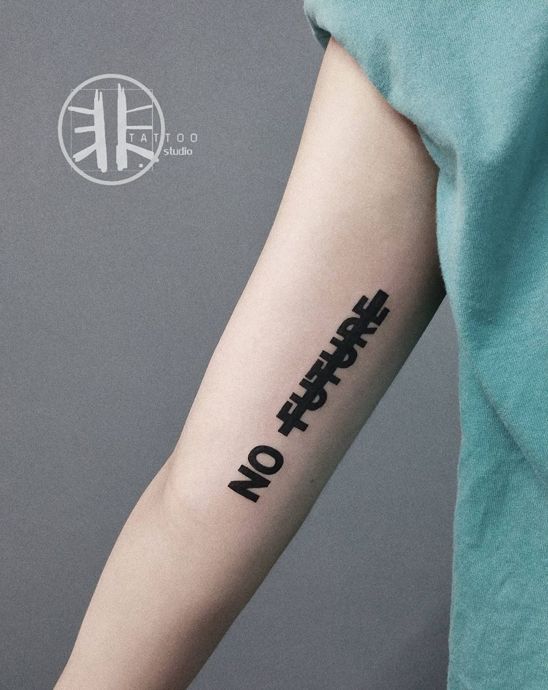 英文纹身图片_手臂花体字纹身图案