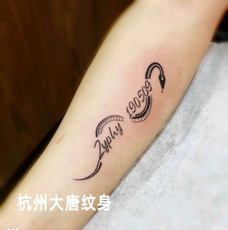 小清新纹身图片_手部小清新纹身图案