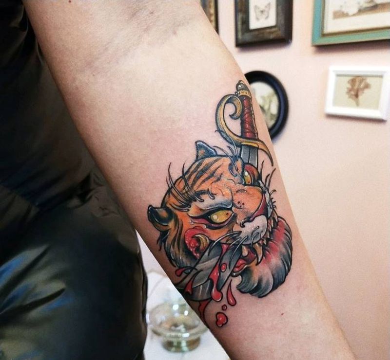 newschool老虎纹身图片_手臂New School欧美写实纹身图案