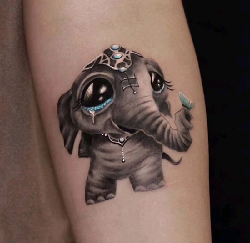 呆萌小象纹身图片_手部New School欧美写实纹身图案