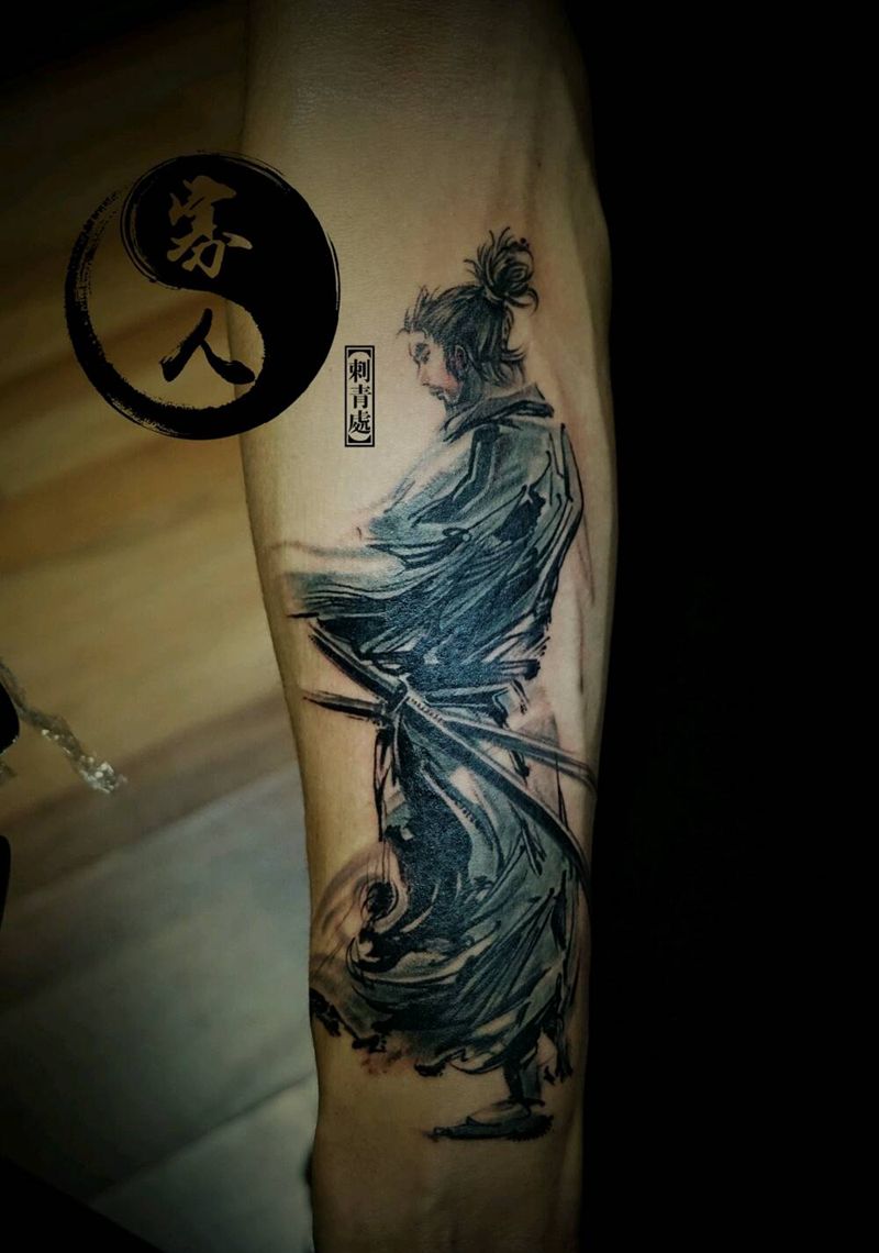 疾风剑豪纹身图片_手臂传统人物成品纹身图案