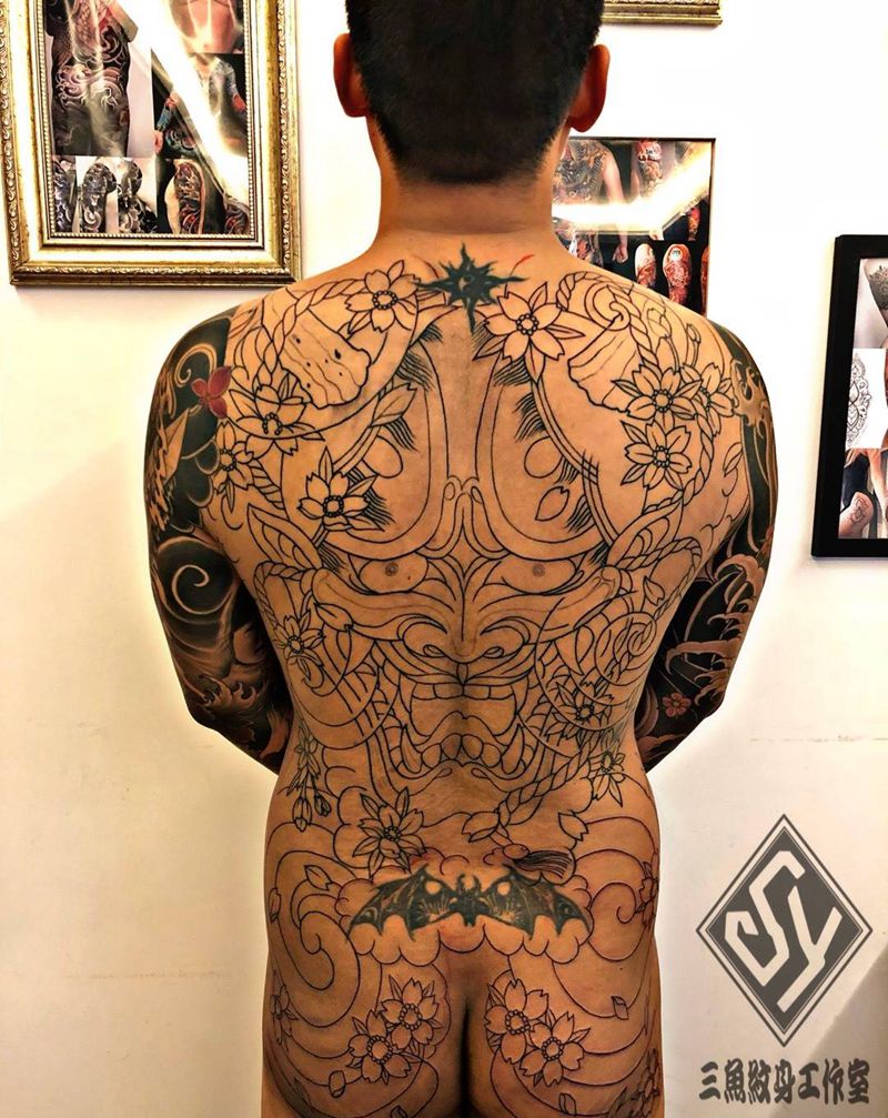 满背般若纹身图片