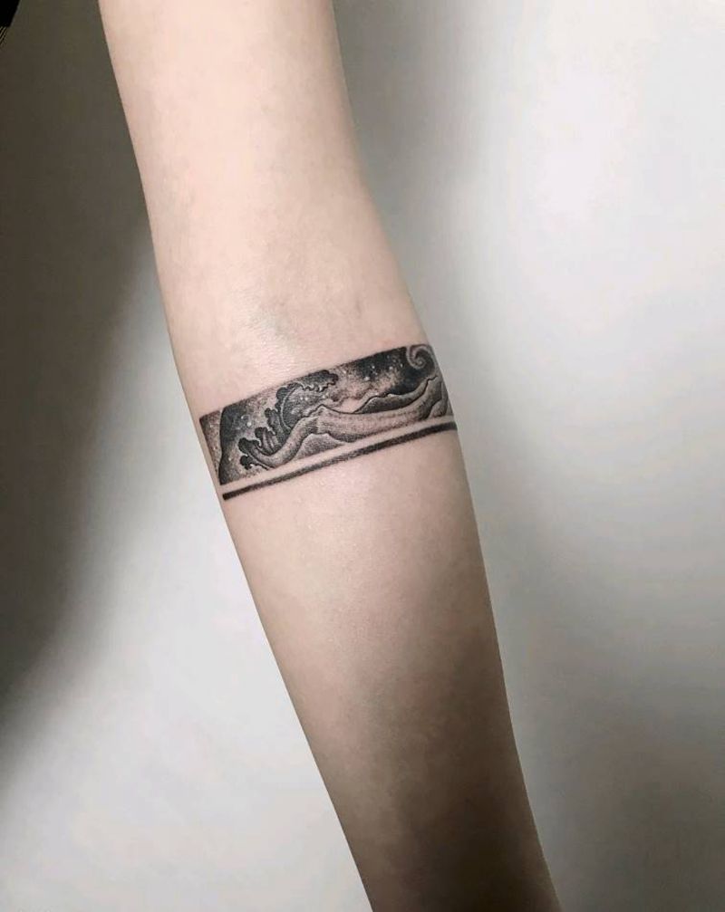 海浪纹身图片_手臂点刺纹身图案