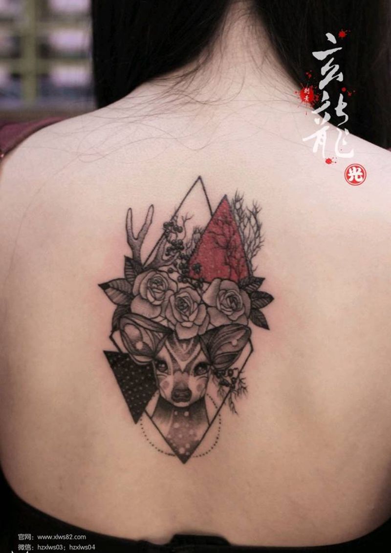 两头鹿纹身图片