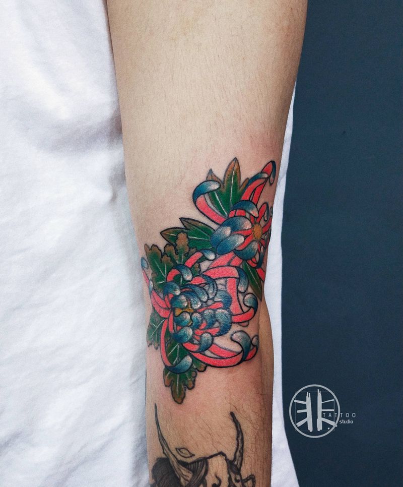 传统菊花纹身图片_手臂新传统老传统菊花纹身图案