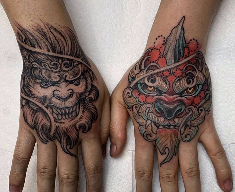 悟空和唐狮子纹身图片_手部老传统水彩纹身图案