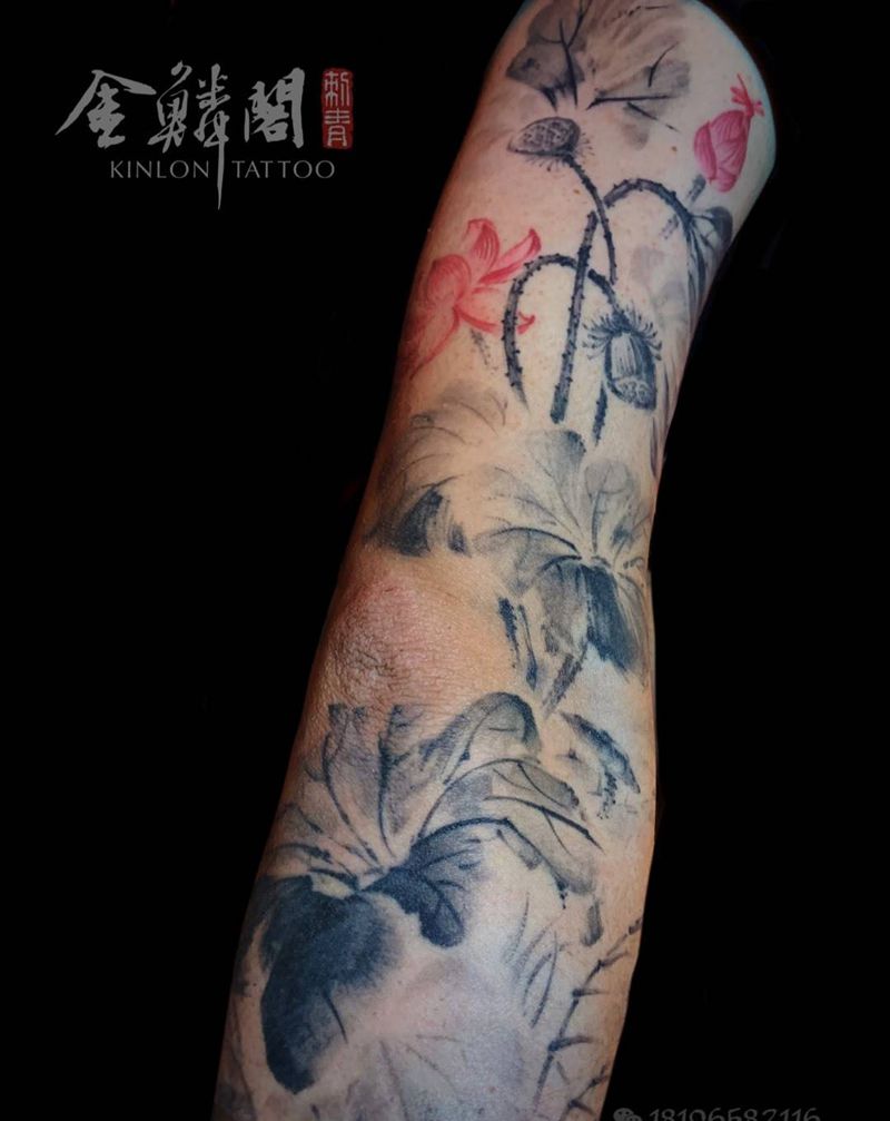恢复一年后水墨花臂纹身图片_手臂水墨纹身图案