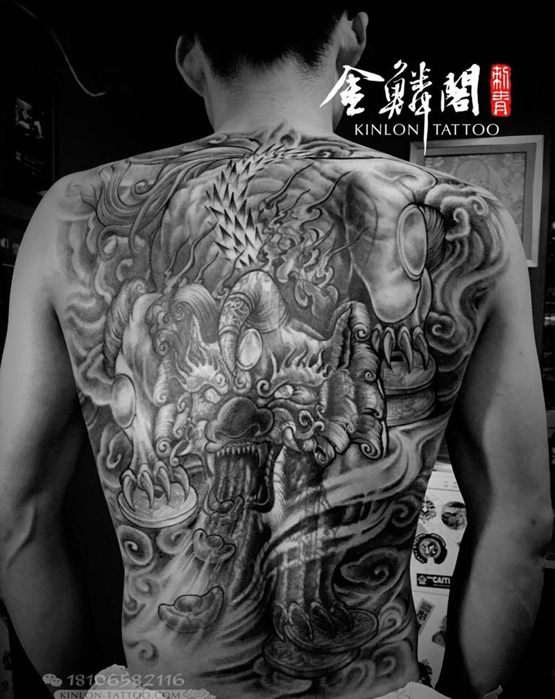 遮盖纹身图片_成品背部传统鬼神纹身图案
