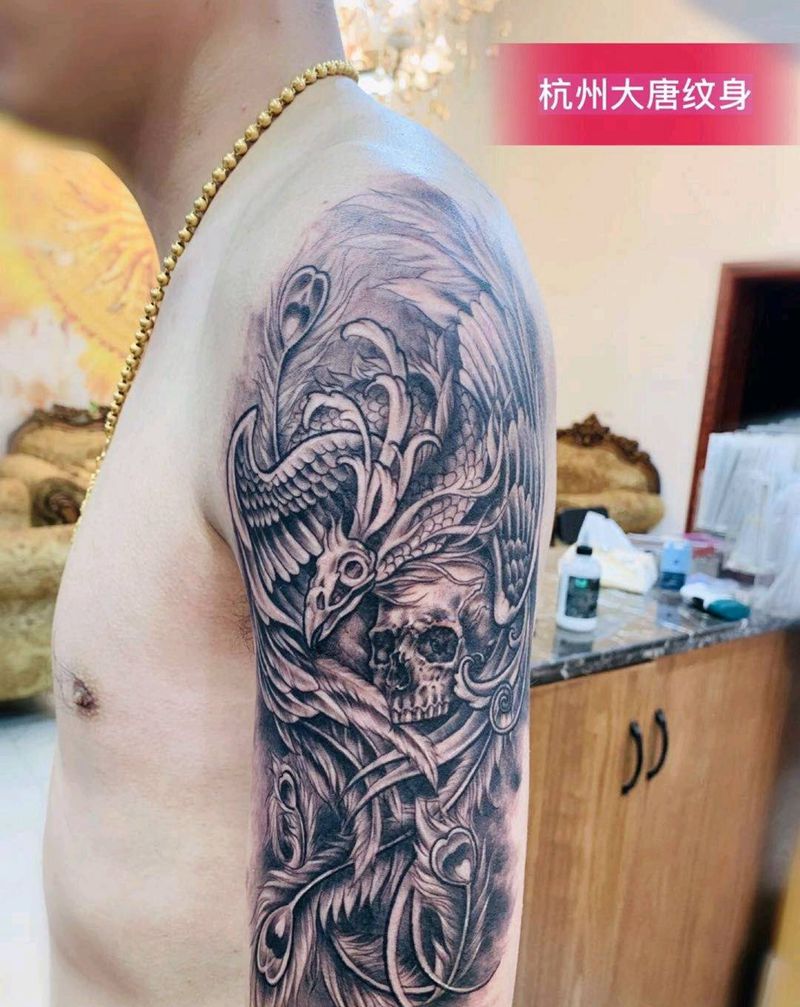 凤凰纹身图片_肩部新传统纹身图案