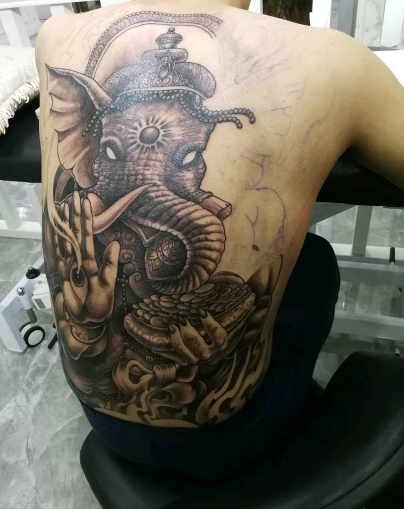 象神纹身图片_背部老传统新传统纹身图案