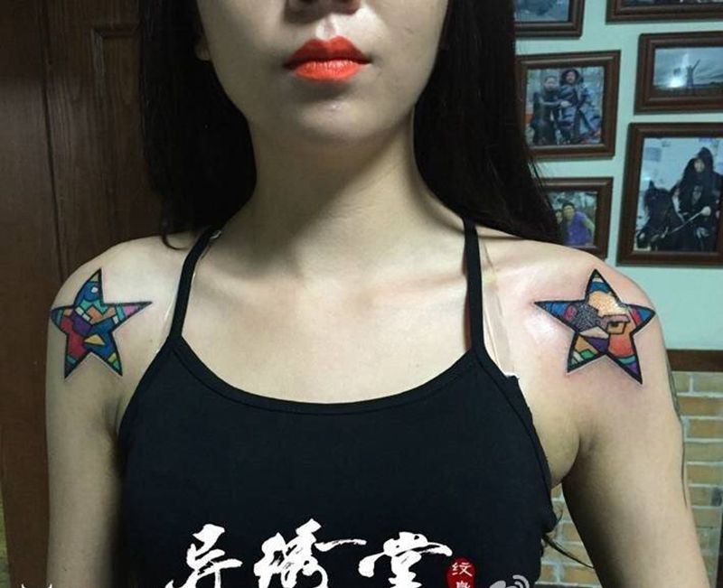 遮盖五角星纹身图片_肩部成品欧美原创清新纹身图案