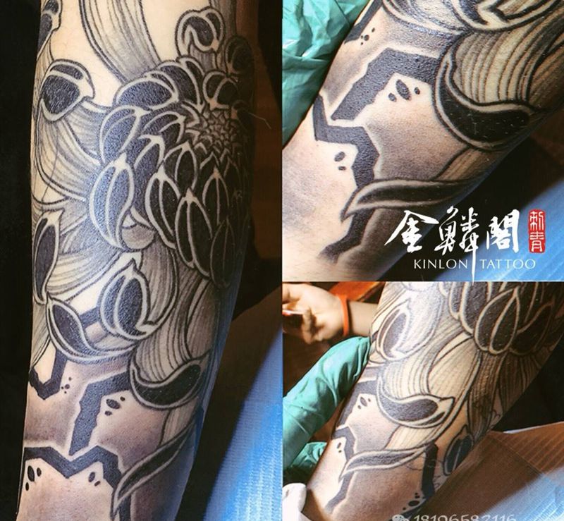 老传统遮盖纹身图片_手臂传统植物纹身图案
