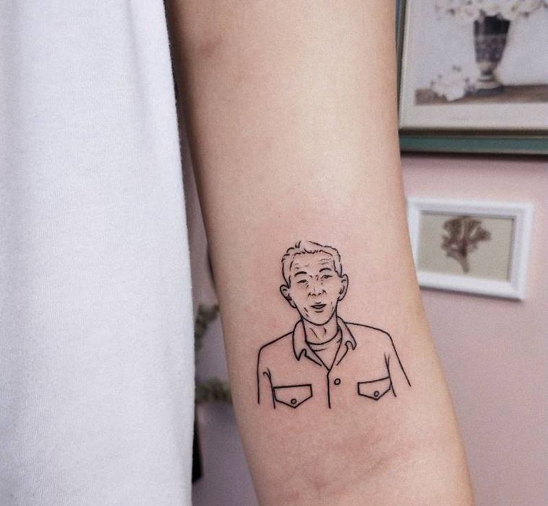 简笔 爷爷的照片纹身图片_手臂简笔肖像纹身图案