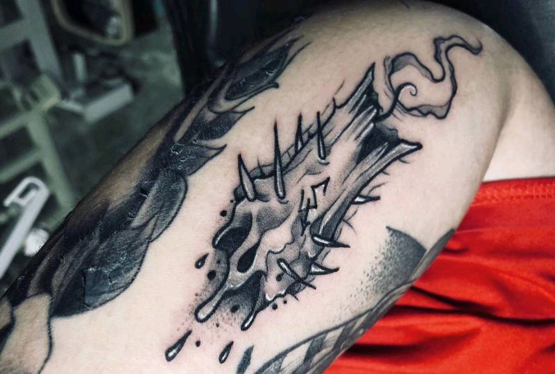 火焰纹身图片_手臂Old School小清新纹身图案