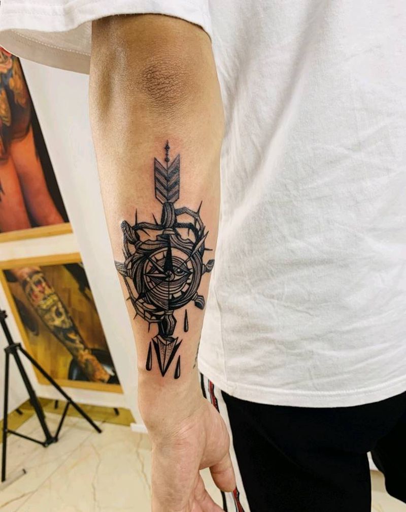 船舵纹身图片_手部点刺纹身图案