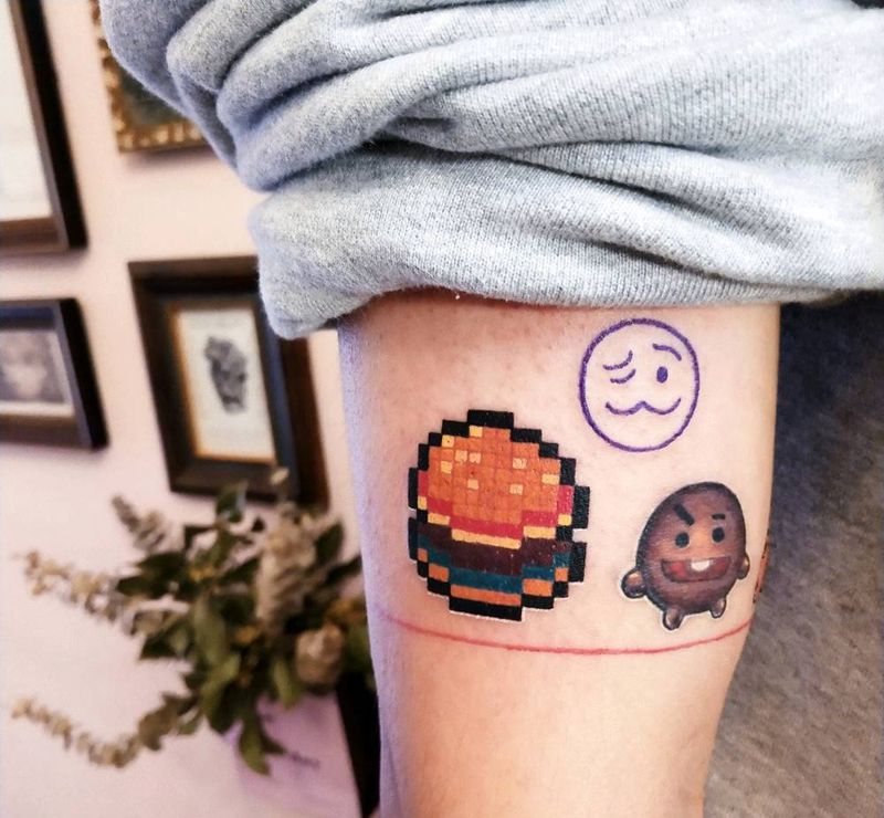 像素汉堡纹身图片_手臂New School像素汉堡纹身图案