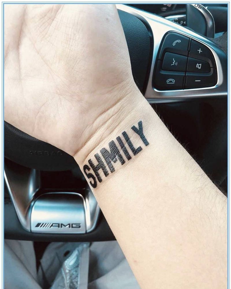 雕卓小昊作品纹身图片_成品手部手臂字符英文纹身图案