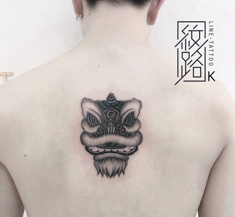 小唐狮纹身图片_背部中国风唐狮纹身图案