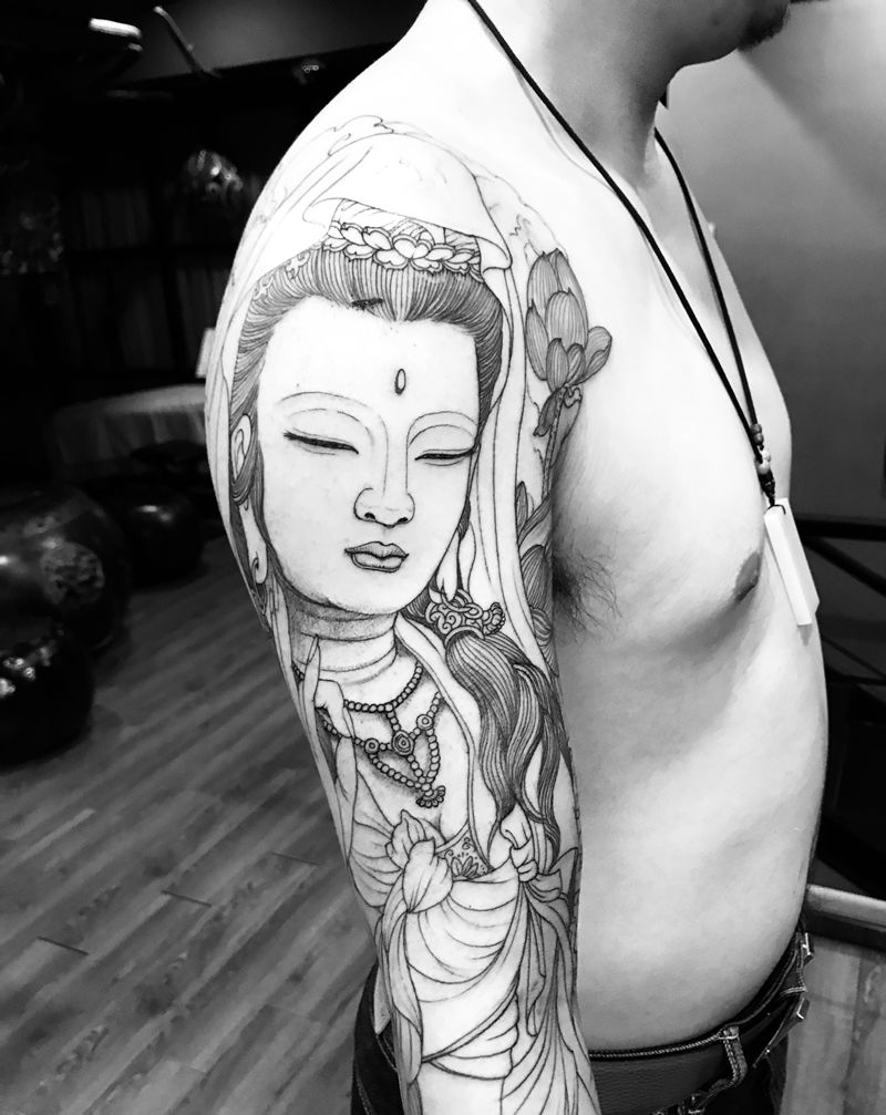 观音花臂纹身图片_手臂手部新传统观音花臂纹身图案