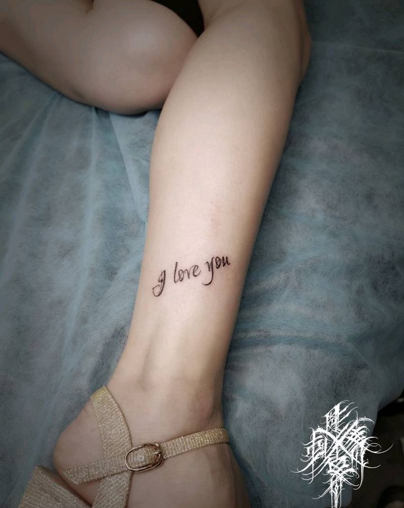 脚踝英文纹身图片_腿部花体字纹身图案