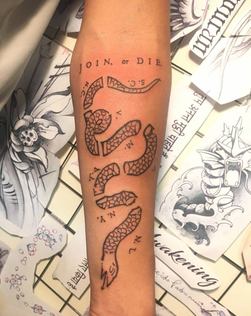 小蛇纹身图片