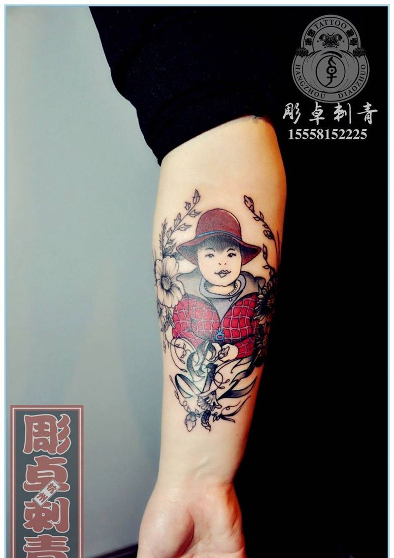 漫画版妈妈加遮盖纹身图片_成品手臂欧美肖像原创人物遮盖杭州漫画纹身图案