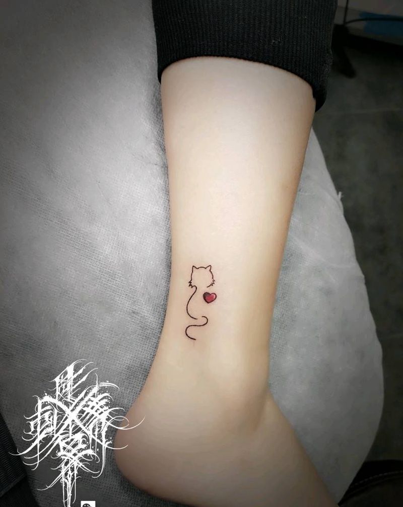 脚踝小清新纹身图片_脚部几何猫纹身图案