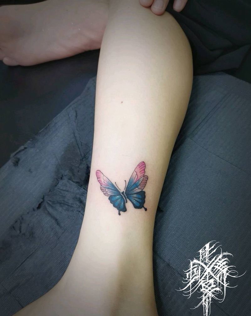 脚踝蝴蝶纹身图片_腿部水彩蝴蝶纹身图案