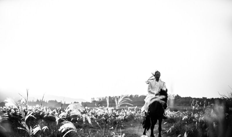 陪你浪迹天涯纹身图片_欧美习俗肖像清新写实国画腿部手部脚部纹身图案
