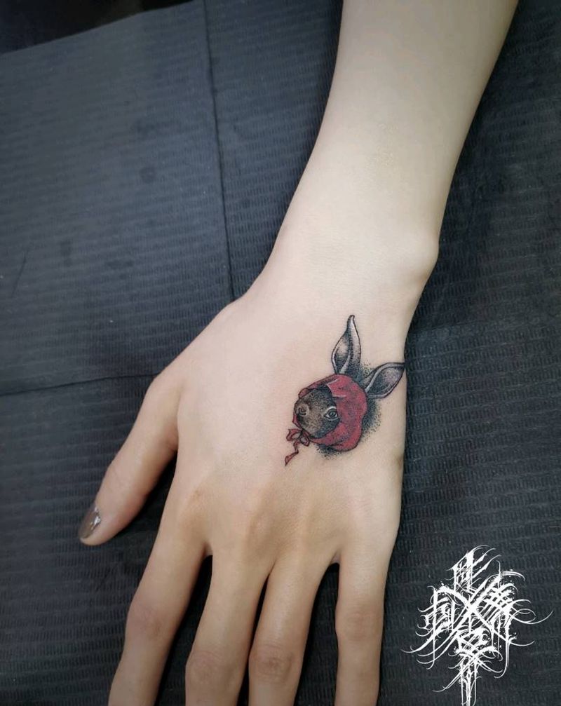 兔子旧图遮盖纹身图片_手部New School兔子小清新纹身图案