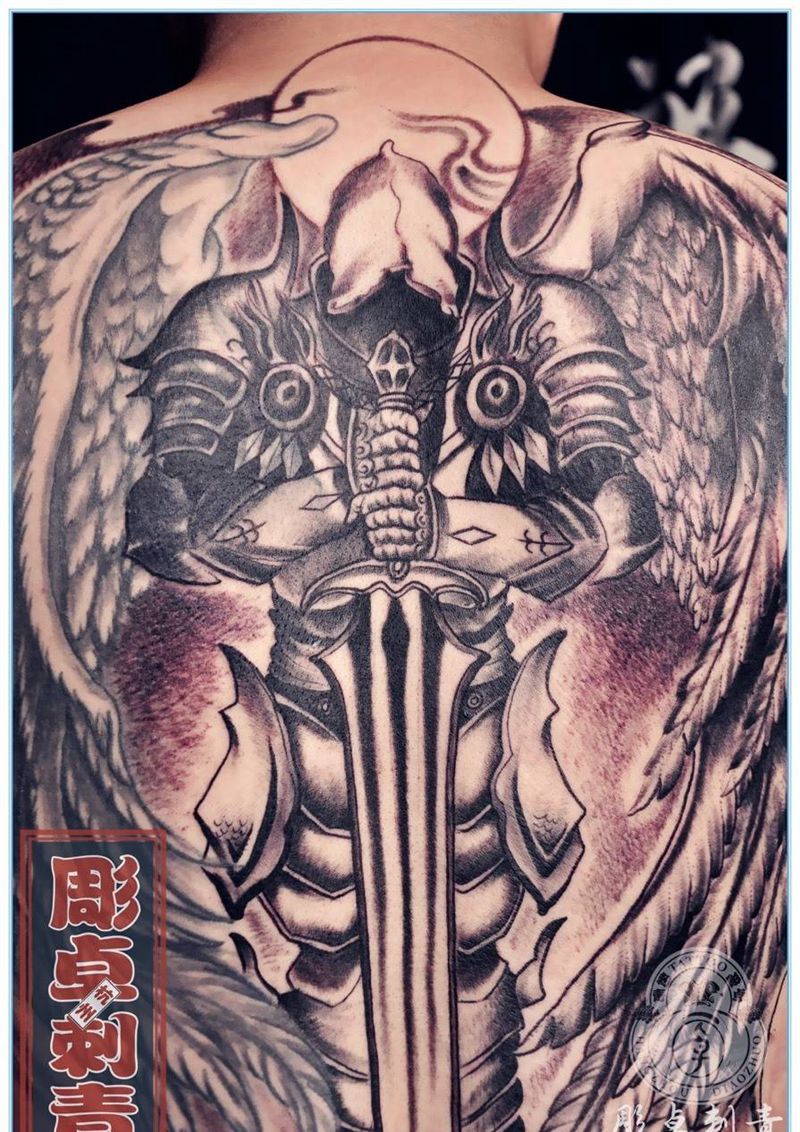 满背大天使修改添加纹身图片_成品背部欧美原创大天使杭州满背修改遮盖纹身图案