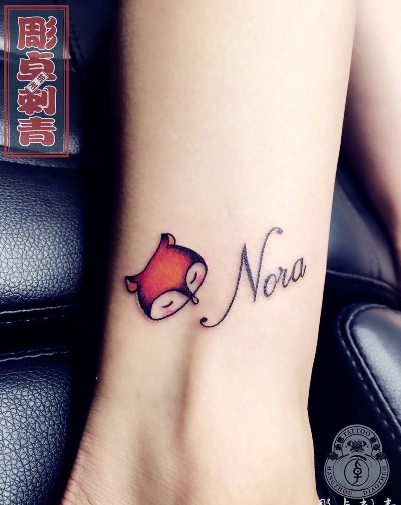 脚踝狐狸英文纹身图片_成品脚部清新杭州英文狐狸纹身图案