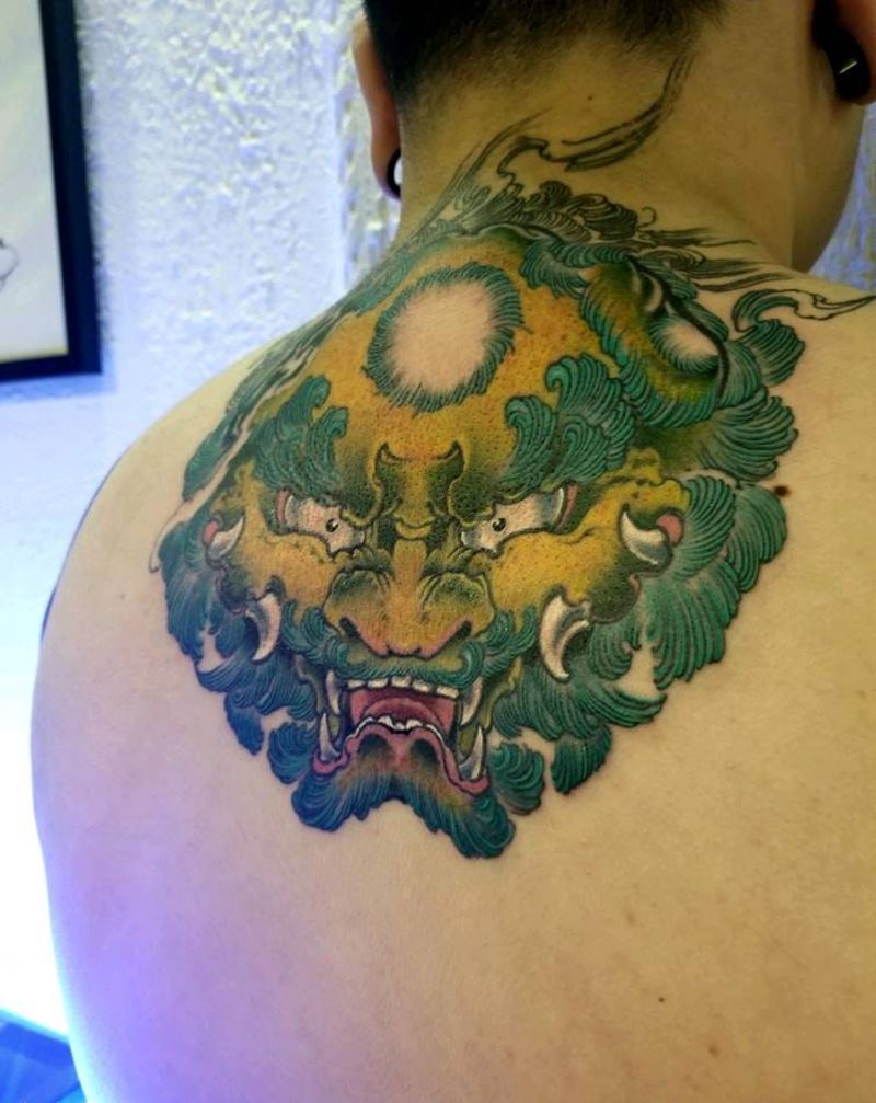 唐狮纹身图片_背部纹身图案