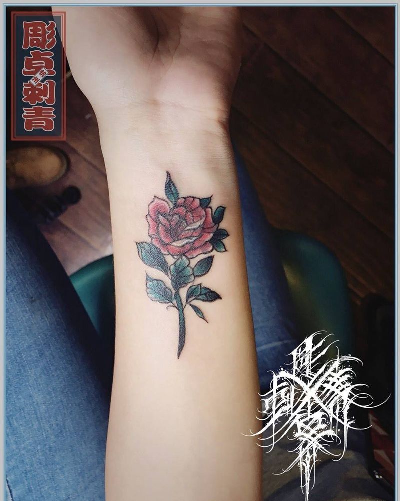 彫卓小乔作品纹身图片_成品手臂清新植物修改遮盖小清新花纹身图案