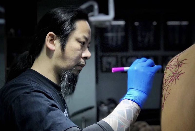 忙忙碌碌每一天纹身图片_腰部脚部几何写实清新习俗传统背部肩部胸部纹身图案